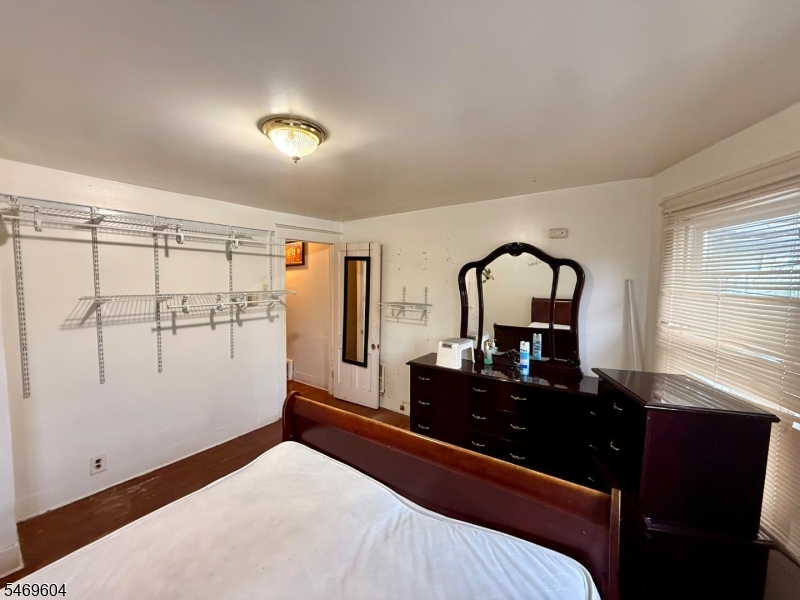 267 S 18th Street Newark NJ 07103