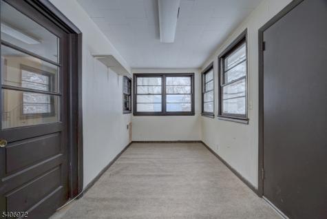 27 Old Short Hills Road West Orange NJ 07052