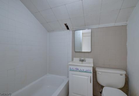 27 Old Short Hills Road West Orange NJ 07052