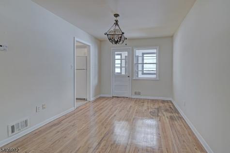 27 Old Short Hills Road West Orange NJ 07052
