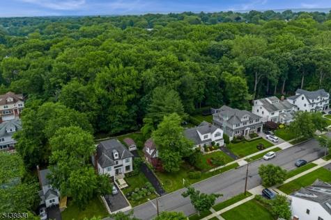 619 Maitland Avenue Teaneck NJ 07666