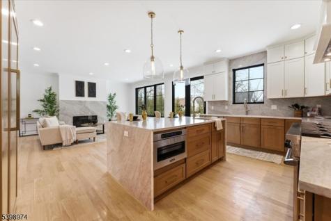 125 Tudor Oval Westfield NJ 07090