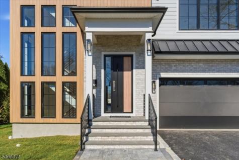 125 Tudor Oval Westfield NJ 07090