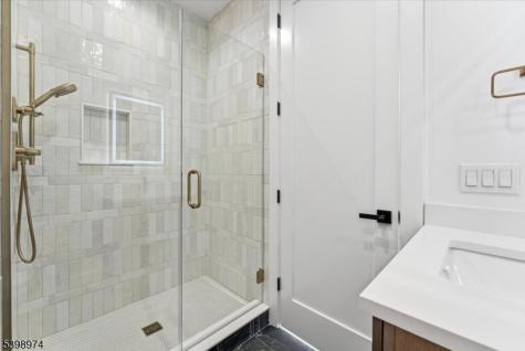 125 Tudor Oval Westfield NJ 07090