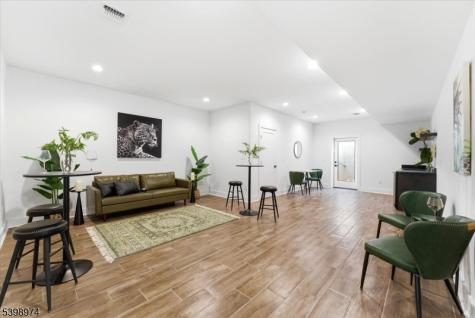 125 Tudor Oval Westfield NJ 07090