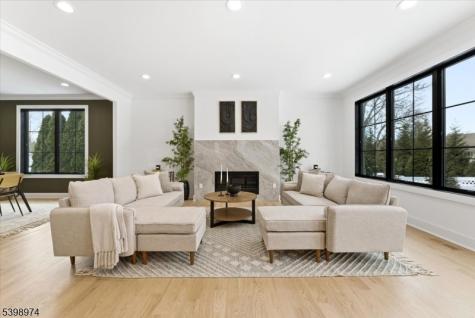 125 Tudor Oval Westfield NJ 07090