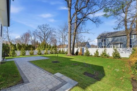 125 Tudor Oval Westfield NJ 07090