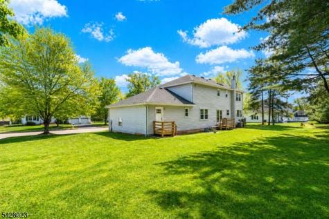 173 Beekman Lane Hillsborough NJ 08844