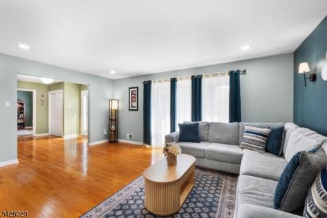 173 Beekman Lane Hillsborough NJ 08844