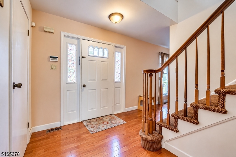 154 Dutton Street Franklin NJ 08873
