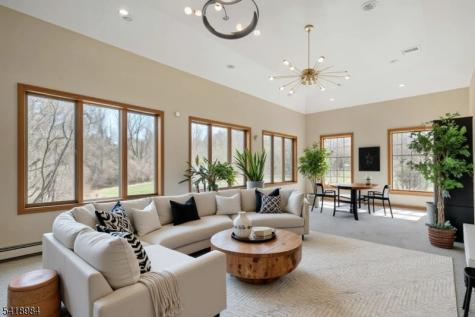 5 Noble Court Washington NJ 07853