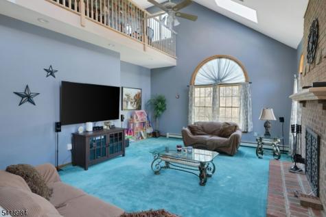 5 Noble Court Washington NJ 07853