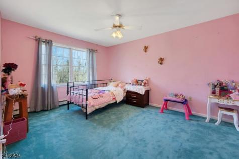 5 Noble Court Washington NJ 07853