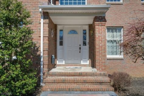 5 Noble Court Washington NJ 07853