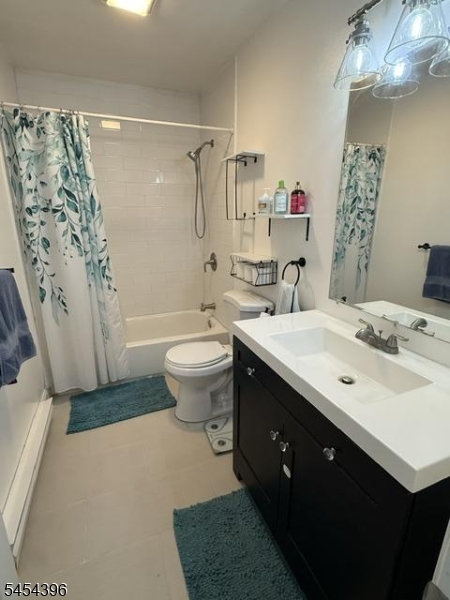 21 Woodland Trail S Vernon NJ 07419