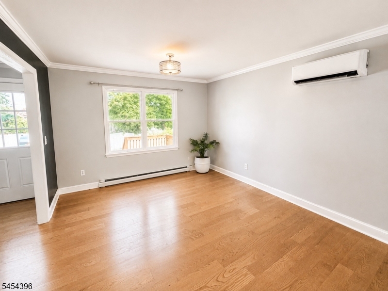 21 Woodland Trail S Vernon NJ 07419