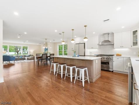 29 Heron Road Livingston NJ 07039