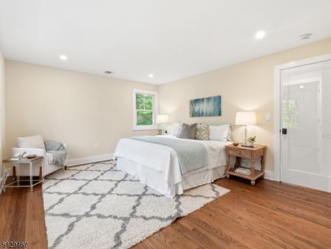 29 Heron Road Livingston NJ 07039