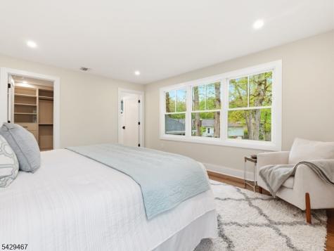 29 Heron Road Livingston NJ 07039
