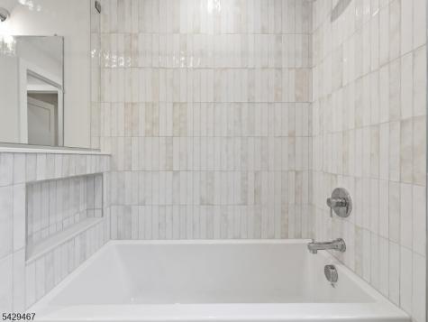 29 Heron Road Livingston NJ 07039