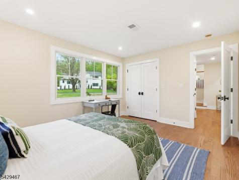 29 Heron Road Livingston NJ 07039