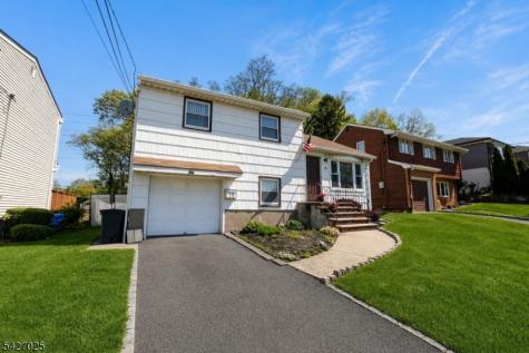 16 Morse Place Belleville NJ 07109