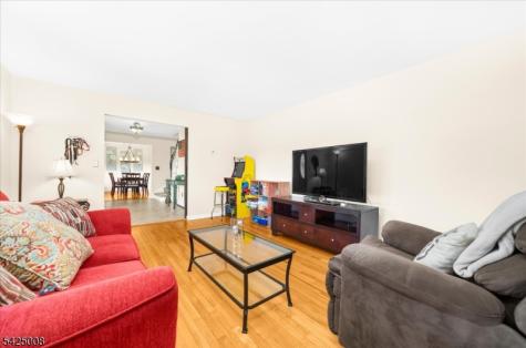 6 Camila Drive Franklin NJ 08867