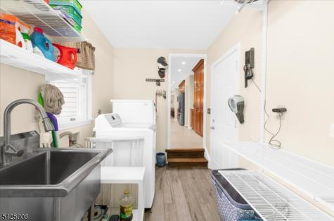 6 Camila Drive Franklin NJ 08867