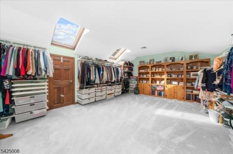 6 Camila Drive Franklin NJ 08867
