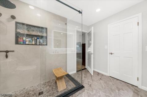 6 Camila Drive Franklin NJ 08867