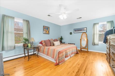 6 Camila Drive Franklin NJ 08867