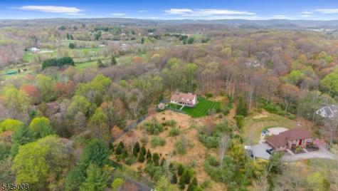 6 Camila Drive Franklin NJ 08867