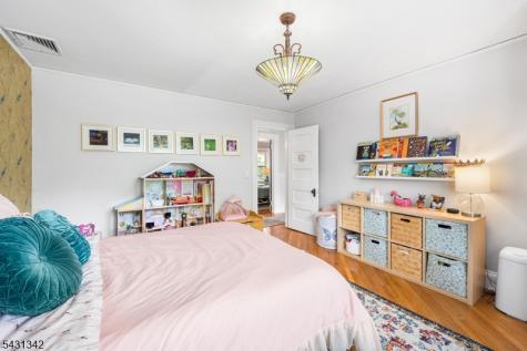 296 Ridgewood Avenue Glen Ridge Boro NJ 07028