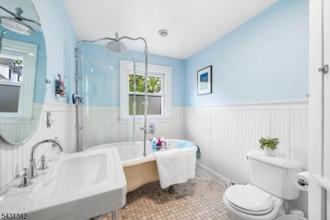 296 Ridgewood Avenue Glen Ridge Boro NJ 07028
