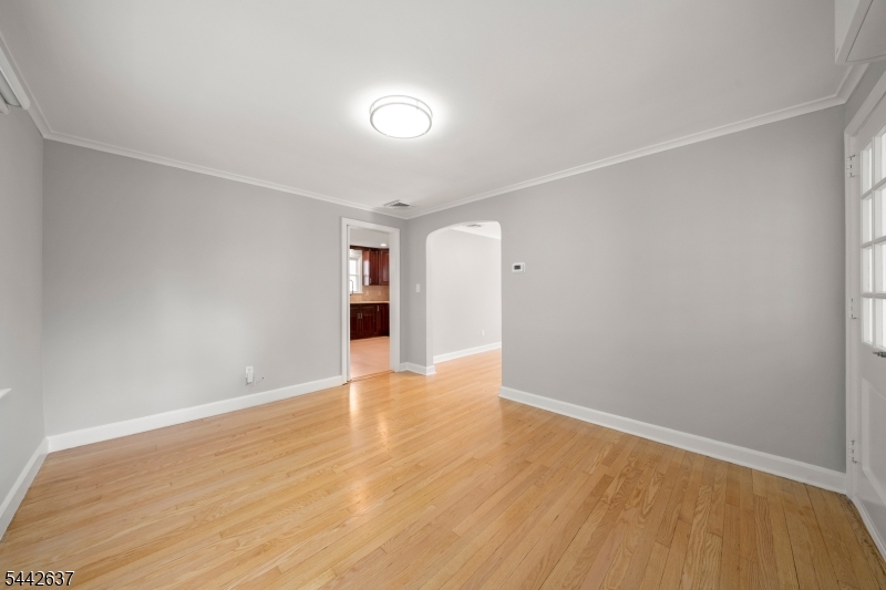 26 W Lawn Road Livingston NJ 07039