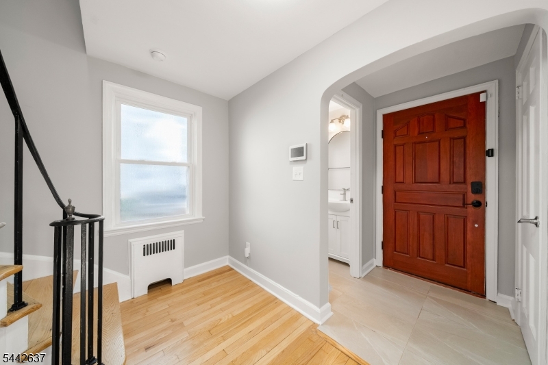26 W Lawn Road Livingston NJ 07039