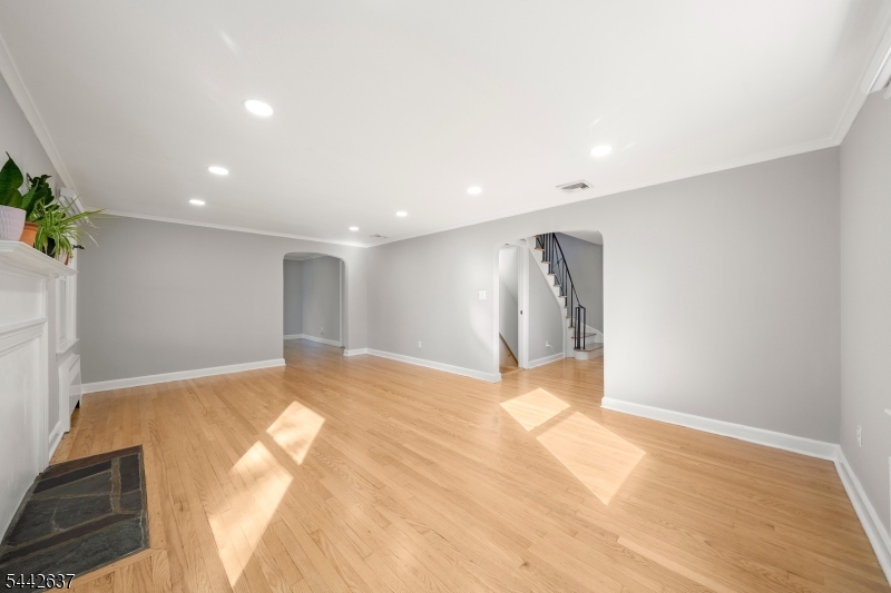 26 W Lawn Road Livingston NJ 07039