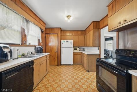 149 Roessler Street Boonton NJ 07005