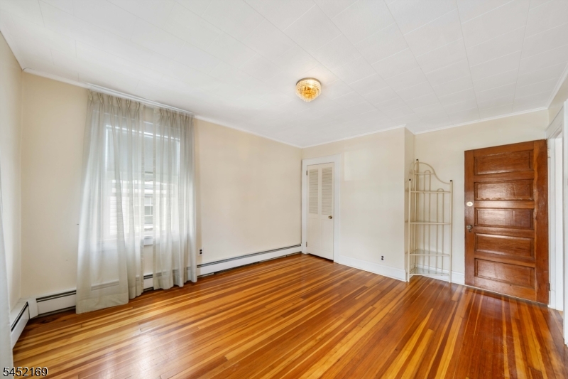 708 Bailey Avenue Elizabeth NJ 07208