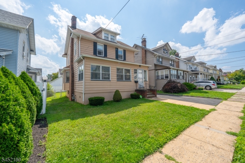 708 Bailey Avenue Elizabeth NJ 07208
