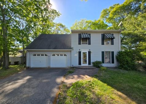 244 Juniper Lane Lacey NJ 08731