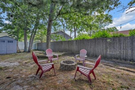 244 Juniper Lane Lacey NJ 08731