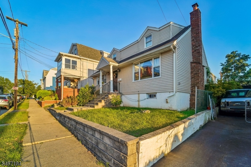 112 Dundee Avenue Paterson NJ 07503