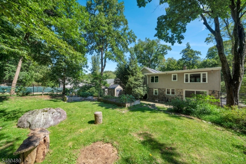 10 Boonton Avenue Montville NJ 07005