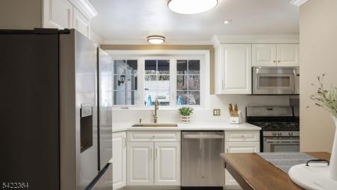 382 Huntington Road Union NJ 07083