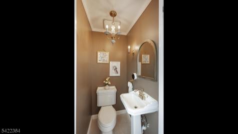 382 Huntington Road Union NJ 07083