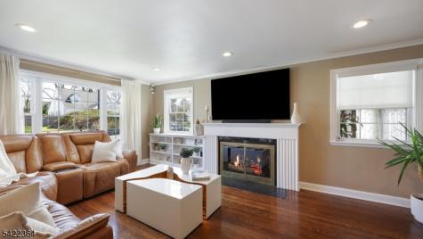382 Huntington Road Union NJ 07083