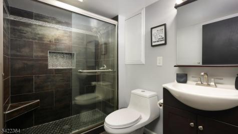 382 Huntington Road Union NJ 07083