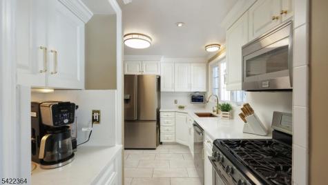 382 Huntington Road Union NJ 07083
