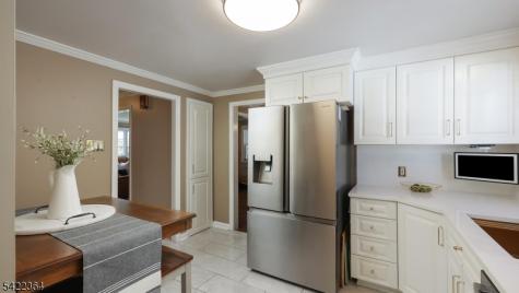 382 Huntington Road Union NJ 07083
